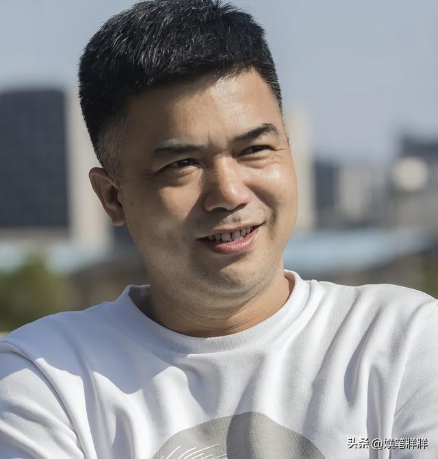今晚開播！34集商戰(zhàn)大劇來襲黃曉明王鷗領(lǐng)銜央視拿到劇王了(圖5)